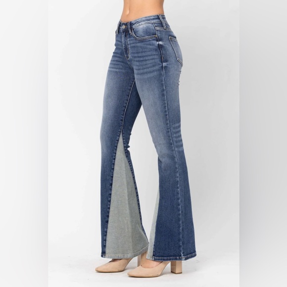 Judy Blue Medium Wash Mid Rise Long Tall Flare Jeans Inseam Panel 13/31 - Picture 1 of 1